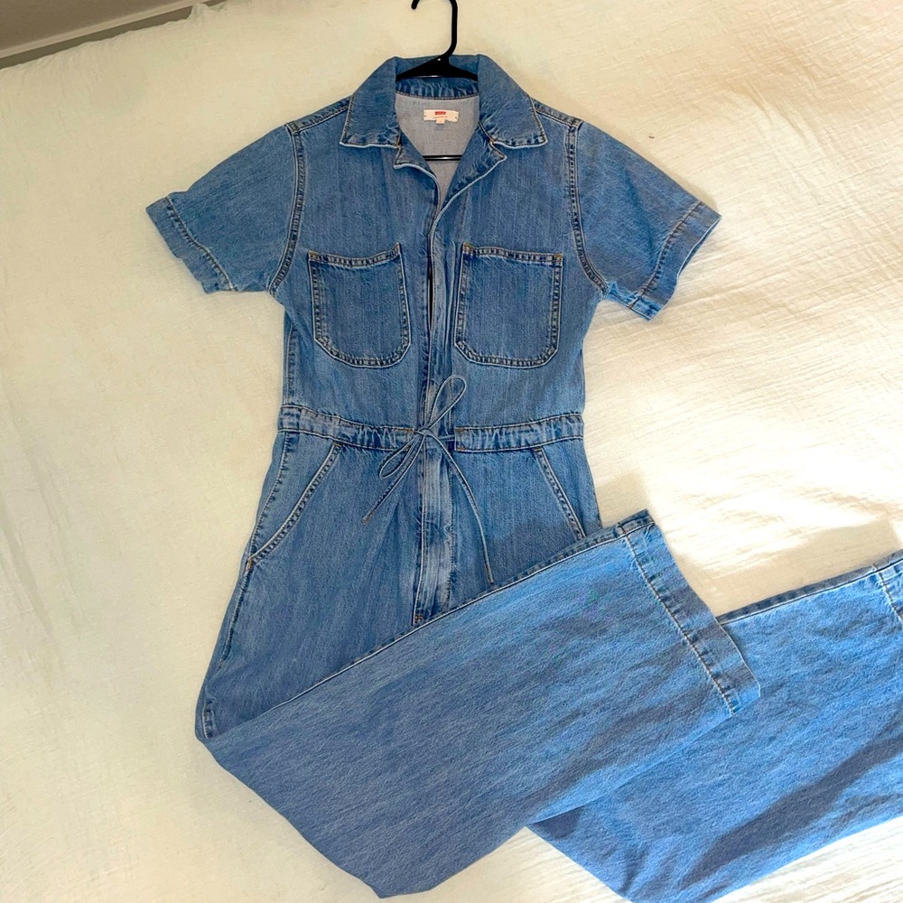 Levi’s denim jumpsuit - Picture 5 of 9